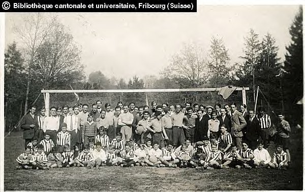  1929 Sports Football (aka Soccor) PHOTO at  La Villa Saint-Jean 